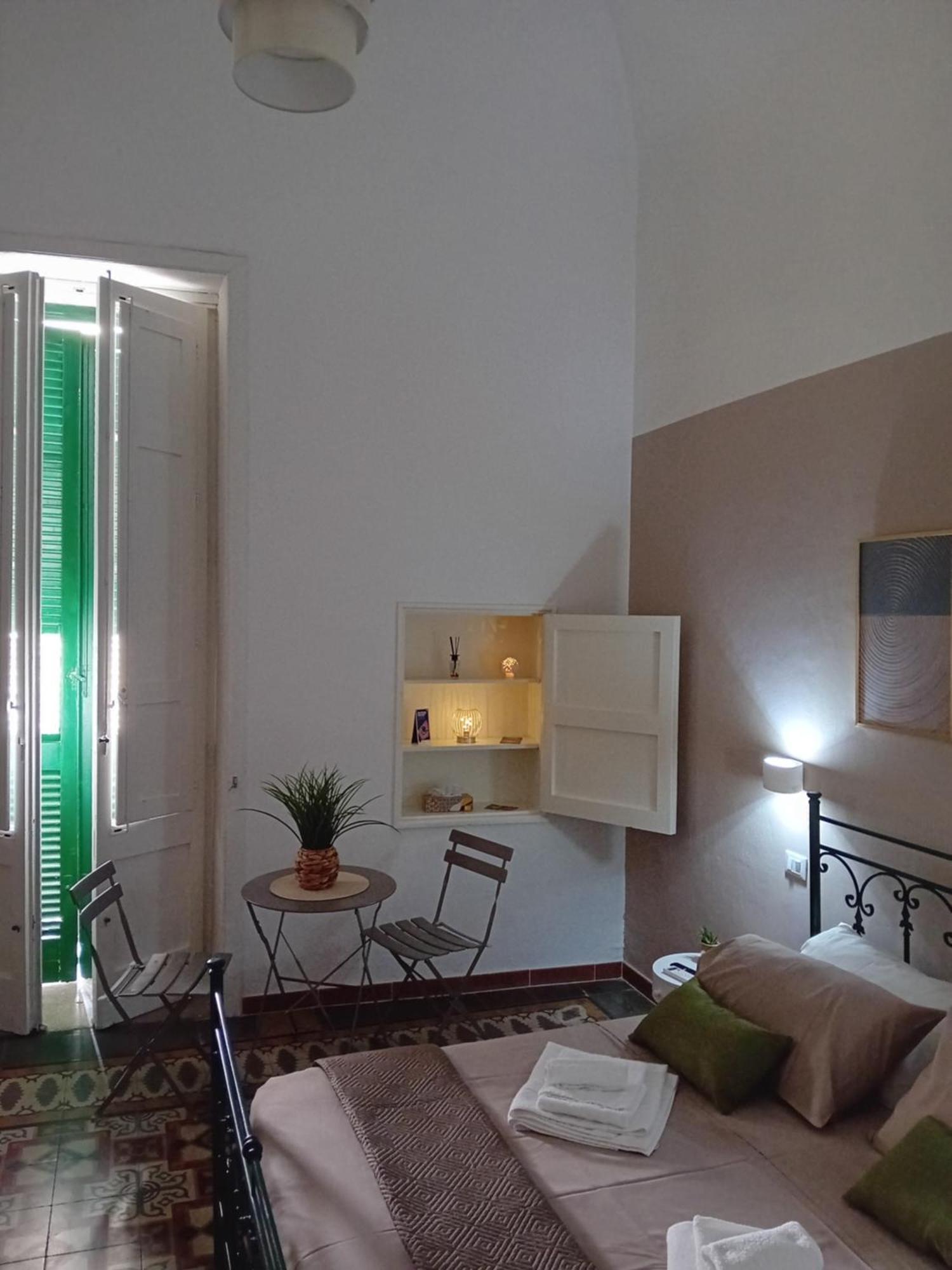 Aremu Lecce